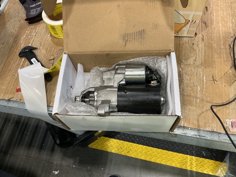 Photo 1 of **DIRTY/USED**
SCITOO Starter Motor 19110 2009 for Audi for A4 A5 A6 A7 A8 3.0L 4.0L 4.2L Q5 3.0L 3.2L Q7 3.0L RS5 4.2L RS7 4.0L S4 S5 S5 for Audi for S6 S7 S8 4.0L 2014-2017 SQ5 3.0L PMGR 12V 1.2kW CW 10 Tooth