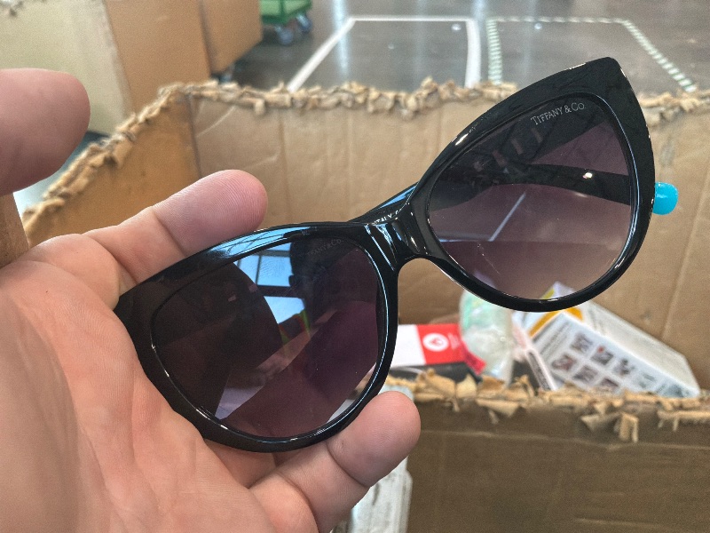 Photo 1 of [Photo for reference, look at live photos] FEISEDY Polarized Vintage Sunglasses American Womens Square Jackie O Cat Eye Sunglasses B2451