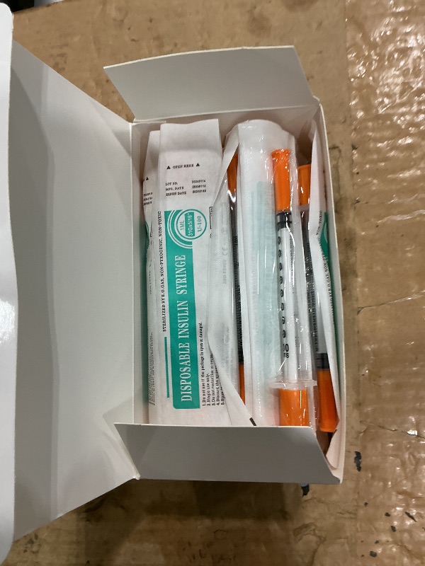 View 2 of 1 ML Jeringa with Needlle 31G 5/16 inch (8 mm) Connectors, Individually Packaged, Pack of 30 - C11