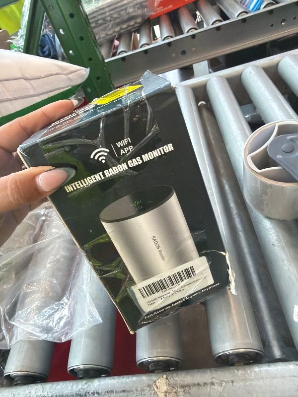 Photo 1 of [Missing Charger] Life Basis Radon Detector for Home Basement, Smart Radon Monitor Fast Capture of Fluctuating Levels, Radon Tester Short & Long-Term Monitoring with Notifications - Connected Mobile App & WiFi