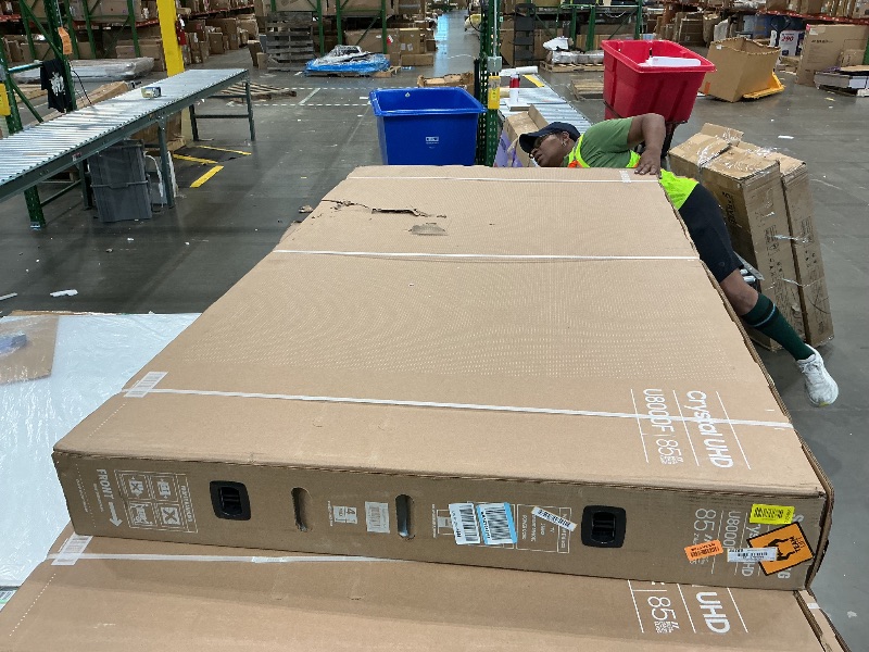 Photo 1 of ***UPDATED 6/14*** Samsung 85-Inch Class Crystal UHD U8000F 4K Smart TV (2025 Model) Endless Free Content, Crystal Processor 4K, MetalStream Design, Knox Security, Alexa Built-in