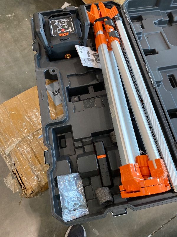 View 8 of [Defective: doesn't spin] Klein Tools 93RLS Green Rotary Laser Level Kit