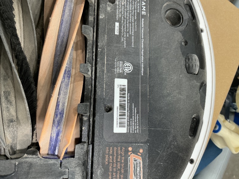 Photo 1 of [USED & MINOR DAMAGE] DREAME X60 Max Ultra Complete Robot Vacuum and Mop, Ultra-Thin Design, 35,000Pa Suction, Self Emptying&Refilling, Mop Self-Cleaning, 280+ Obstacle Avoidance, White