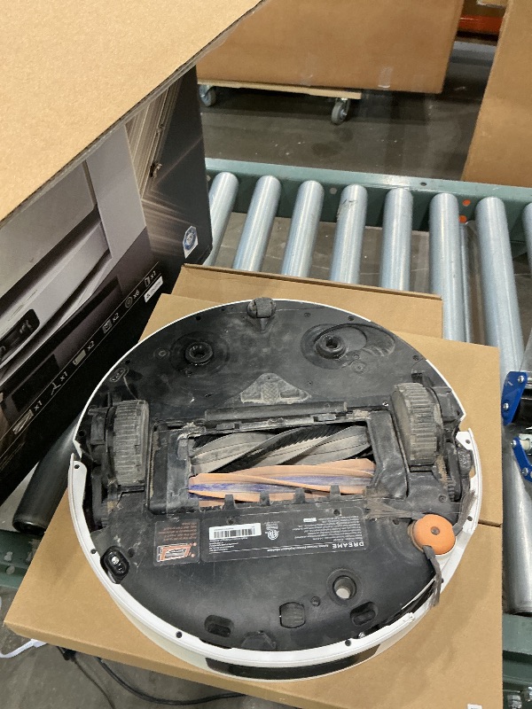 Photo 1 of [USED & MINOR DAMAGE] DREAME X60 Max Ultra Complete Robot Vacuum and Mop, Ultra-Thin Design, 35,000Pa Suction, Self Emptying&Refilling, Mop Self-Cleaning, 280+ Obstacle Avoidance, White