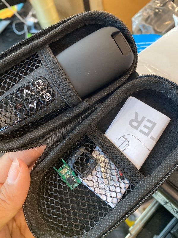 Photo 1 of **UNTESTED**
Presentation Clicker with Case Storage: Wireless Presenter Remote: Red Laser Pointer Computer Clickers, USB C PowerPoint PPT Clicker for Mac Laptop, Slideshow Google Slide Advancer