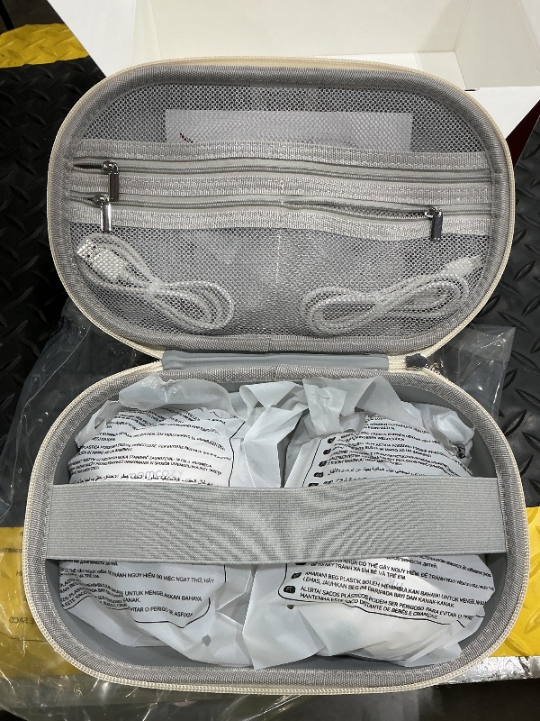 Photo 1 of **USED - MINOR DAMAGE**
Momcozy M5 Hands-Free Wearable Breast Pump Without APP, Double-Sealed Flange for Baby-Like Comfort, 3 Modes & 9 Suction Levels, Portable Electric Pump – 24mm, 2-Pack Quill Gray