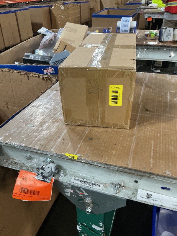 Photo 1 of ***MISSING PARTS***
SUREPHON Portable Ac Window Vent Kit,Adjustable Air Conditioner Window Seal Kit with 5.9 Inch Diameter 59" Length Ac Exhaust Hose for Vertical/Horizontal Window