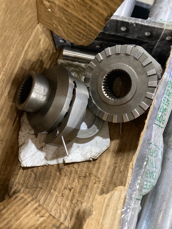 Photo 1 of **MISSING PIECES** USA Standard Gear (SL D44HD-30) Spartan Locker for Dana 44HD Differential with 30 Spline Axles