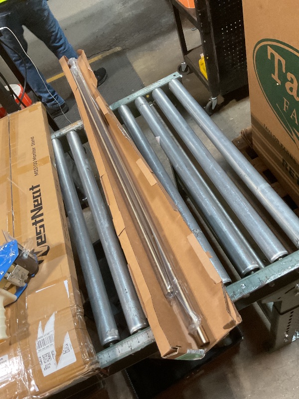 Photo 1 of ***MISSING PARTS***
Ivilon Drapery Window Curtain Rod - End Cap Style Design 1 Inch Pole. 72 to 144 Inch Color Warm Gold