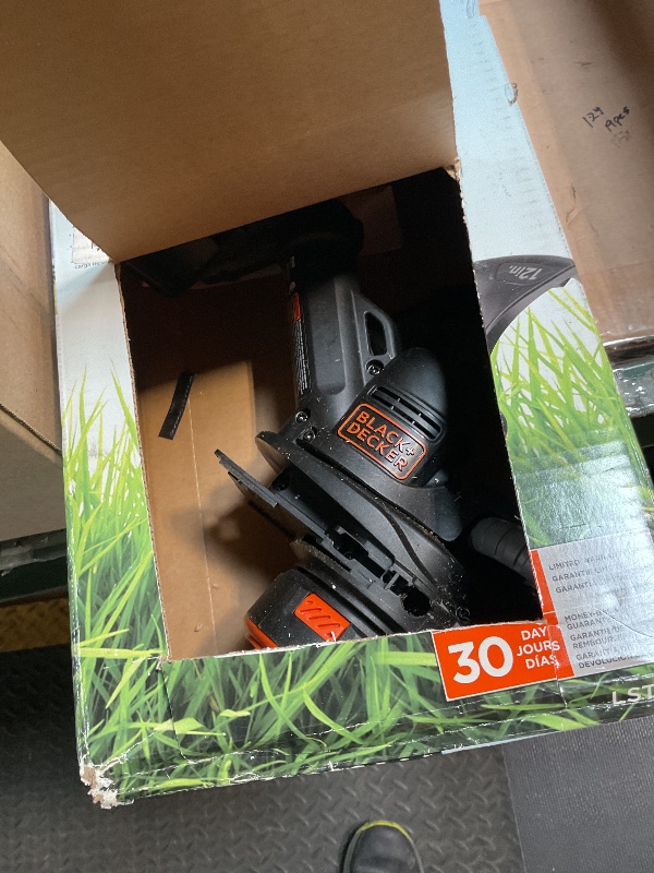 Photo 1 of ***  ResidUE ***BLACK+DECKER 20V MAX 12 Inch Weed Eater Cordless String Trimmer and Wheeled Edger Lawn Tool with Spool, 2.5Ah Battery and Charger Included, Lightweight, 2 Speed PowerDrive (LST522)