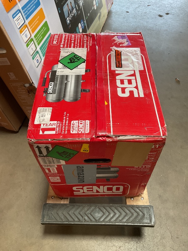 Photo 1 of *** UNKNOWN MISSING PARTS***Senco PC1131 Compressor, 2.5-Horsepower (PEAK) 4.3-Gallon