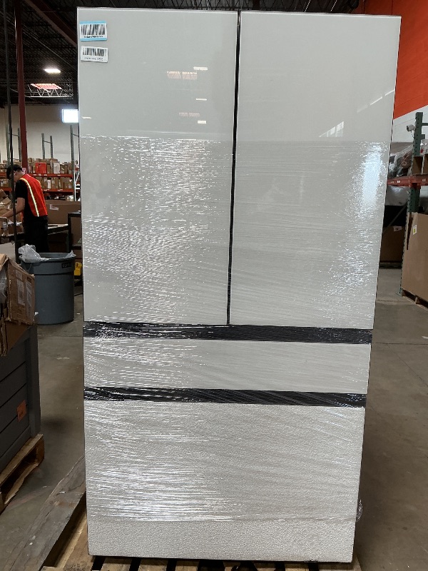View 2 of *** MAJOR DAMAGE***Samsung 29 Cu. Ft. Bespoke 4-Door French Door Refrigerator with Beverage Center, White Glass, RF29BB860012AA