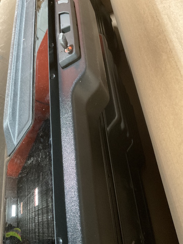 Photo 1 of ** scrapes/dirt**Thule Motion 3 XL