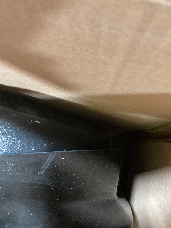 Photo 1 of ** scrapes/dirt**Thule Motion 3 XL