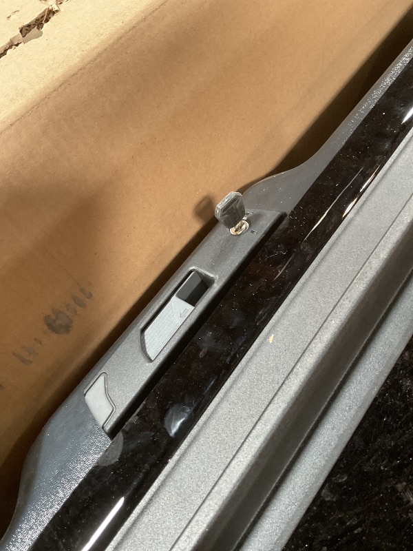 Photo 1 of ** scrapes/dirt**Thule Motion 3 XL