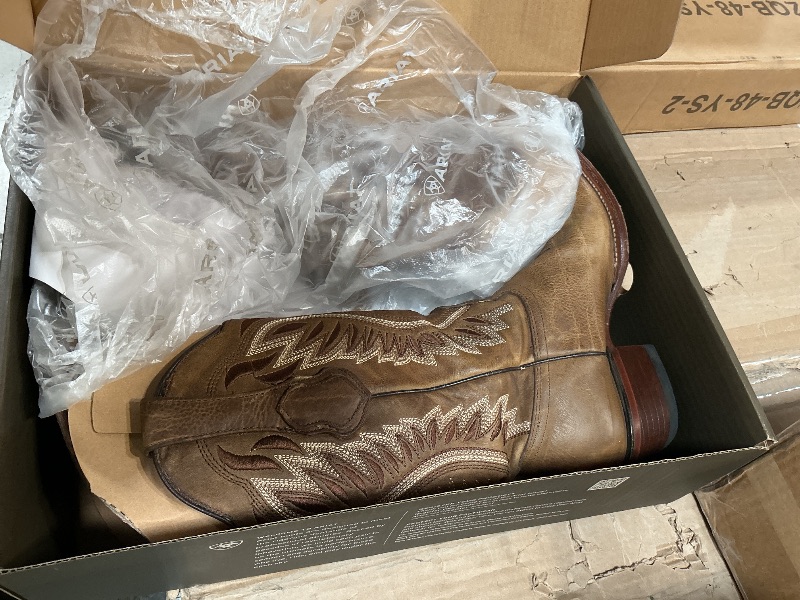 Photo 1 of ***POSSIBLY RUN BIG/ PRE-USED***ARIAT BMVY9 Womens Lively Western Boot Sassy Brown 10 Wide