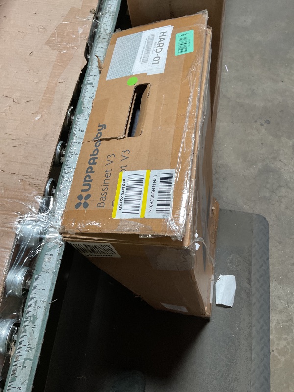 Photo 1 of ***FOR PARTS ONLY/ BASE PIECE DAMAGED *** UPPAbaby Bassinet V3 - Compatible with Vista, Cruz, Ridge Strollers - Overnight Sleep Solution - Mattress, Sheet and Bug Shield Included - Savannah (Pearl Gray Jacquard/Carbon Frame)