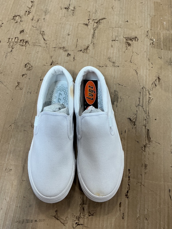 Photo 1 of **STAINS ON OUTSIDE OF SHOE**Lugz Womens Clipper Fashion Sneaker, White/White, 9.5 Wide US