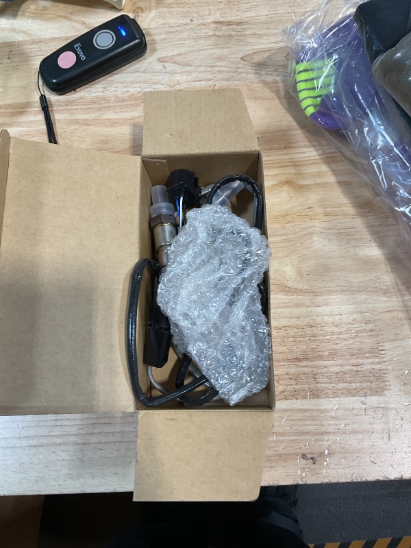 Photo 1 of **PRE-USED/ DIRTY 1 PIECE DOES NOT BELONG TO SET** Oxygen O2 Sensor Upstream 234-9042 Downstream 234-4509 234-4168 Fits for Toyota Highlander 2004 2005 2006 2007, for Lexus RX330 2004 2005 2006 3.3L V6 - O2 Sensors Replace 89467-48050 Set of 4