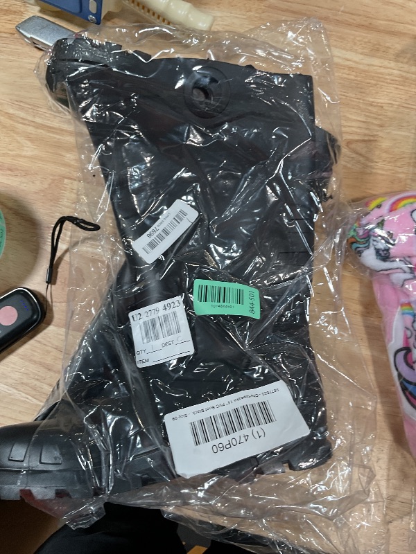 Photo 1 of ***RUNS SMALL*** DUNLOP Chesapeake Rubber Boots for Men & Women – PVC - Waterproof - Lightweight Garden, Fishing & Rain Boots with Soft Toe and Wide Calf – Black – Size 3–15