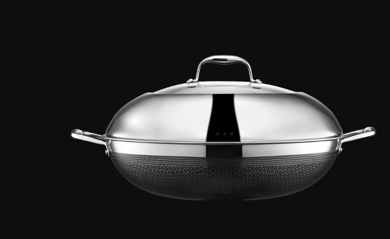 Photo 1 of ***HEAVILY USED*** Hybrid Wok with Lid, 14"