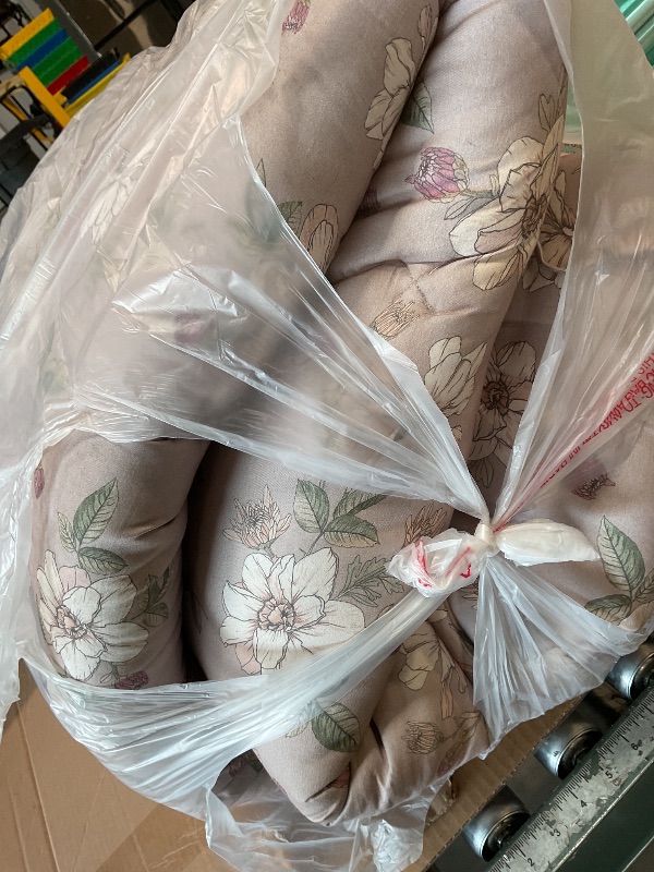 Photo 1 of ** dirt from transport**Syrinx Water Resistant Japanese Futon Mattress, Queen Size 80"x60"