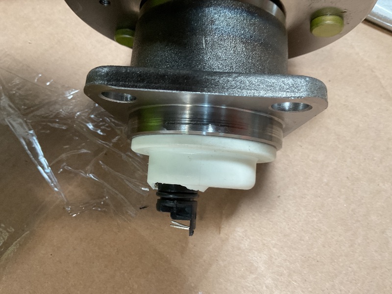 Photo 1 of **sensor is broken off**PAROD Front 515046 4WD Wheel Hub & Bearing Assembly Compatible with 2004-2005 Ford F-150 2004 F-150 Heritage 6Lugs w/ABS