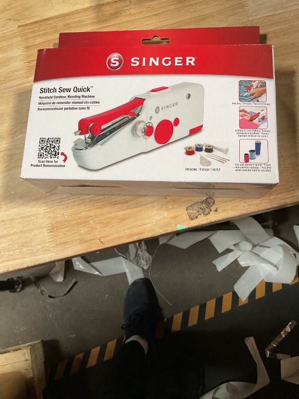 Photo 1 of ***FOR PARTS ONLY/ BROKEN**** SINGER Stitch Sew Quick Portable Mending Machine - Single Thread Machine for Quick RepairsLPNO473817423