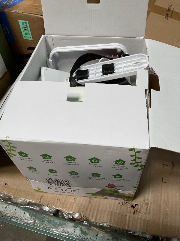 Photo 1 of ***USED***SkyPix Smart Bird Feeder with Camera, 2K Live View AI Identify Birds Species with Solar Panel, Outdoors Birdhouse with Camera, Instant Arrival Alerts, Gifts for Bird Lovers