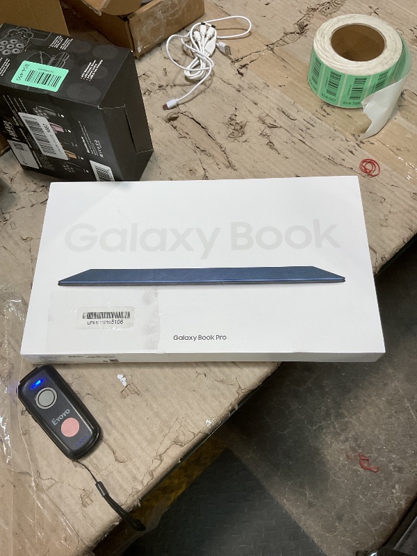 Photo 1 of ***FOR PARTS ONLY/ NON-FUNCTIONAL BATTERY WON'T STAY CHARGED/ SERIAL NUMBER IS NOT VALID FOR WARRANTY THROUGH SAMSUNG ( NO WARRANTY WITH NELLIS)**** Samsung Galaxy Book Pro Windows 11 Intel Evo Platform Laptop Computer 13.3" AMOLED Screen 11th Gen Intel C