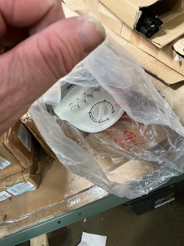 Photo 1 of **MISSING BASE ASSEMBLY PIECE*** PELONIS 30 Inch Tower Fan for Bedroom, Quiet Oscillating Standing Fan with 3 Speeds, Portable Cooling Fan for Home Office Dorm Room, Auto-off Timer, White, PFT28A2BWW