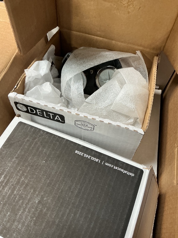 Photo 1 of ***FOR PARTS ONLY/ MISSING ASSEMBLY PIECES*** Delta Modern 14 Series Square Rain Shower System Faucet Set, Rainfall Matte Black Shower Head and Handle Set, Valve Trim Kit, 10 Inch, Matte Black 342701-BL