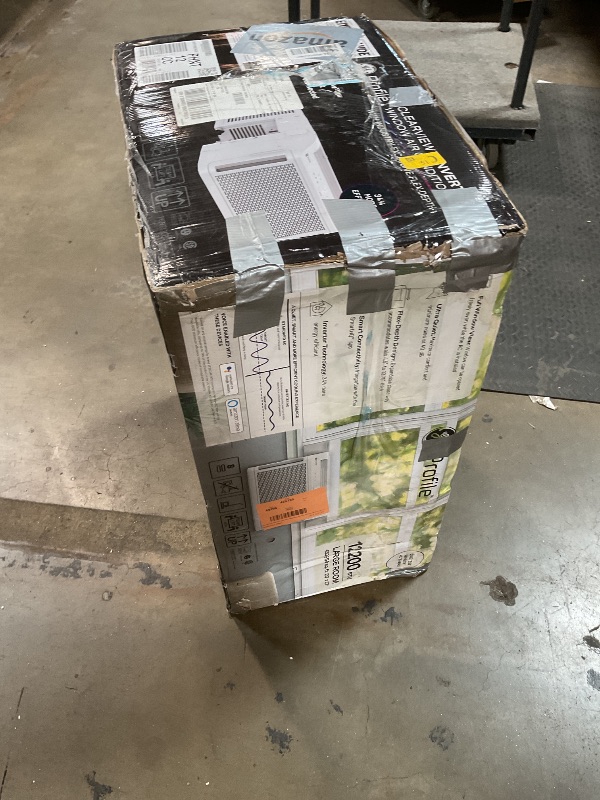 Photo 1 of ***RECOMENDED FOR PARTS/ DOESN'T BLOW COLD AIR / AIR STAYS HOT**** GE Profile ClearView Inverter Window Air Conditioner Unit, 12,200 BTU, Energy Efficient Cooling up to 550 sq ft., Ultra Quiet, SMART Home Capable, Includes Remote, White