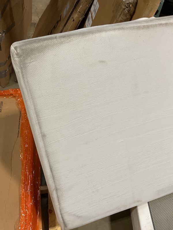 Photo 1 of ** dirt from transport**Zinus Green Tea Memory Foam Mattress 5 Inch, Pressure-Relieving Comfort & Full-Body Support, Naturally Fresh, Medium Firm Feel, CertiPUR-US & Oeko-TEX Certified Safe Materials, Twin