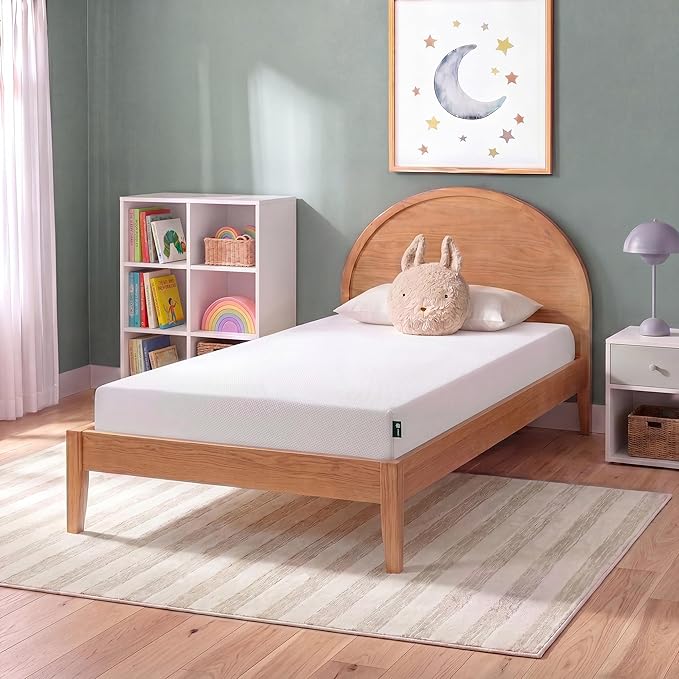 Photo 1 of ** dirt from transport**Zinus Green Tea Memory Foam Mattress 5 Inch, Pressure-Relieving Comfort & Full-Body Support, Naturally Fresh, Medium Firm Feel, CertiPUR-US & Oeko-TEX Certified Safe Materials, Twin