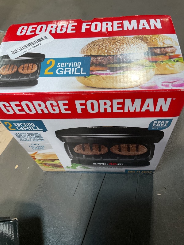 Photo 1 of ****FOR PARTS ONLY/ NON-FUNCTIONAL*** George Foreman GR10B 2-Serving Mini Grill & Panini Press, Compact 7.3” x 5.6” Cooking Surface,1–2 Servings, Dorms & Small Kitchens