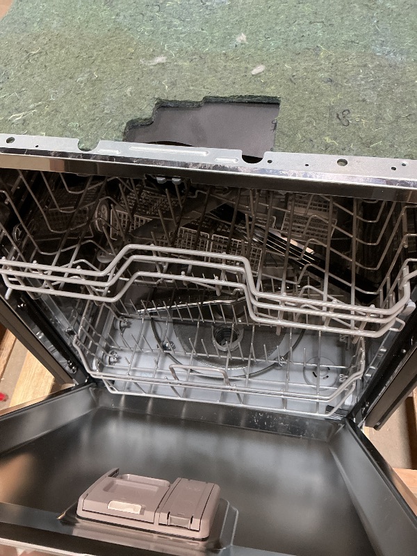 Photo 1 of ***LEAKS*** NO POWER CORD CAN’T TEST, MINOR DENTS AND SCRATCHES****Honeywell 24 Inch Dishwasher with 12 Place settings, 7 Washing Cycles, Stainless Steel and Plastic Tub, UL/Energy Star- Stainless Steel