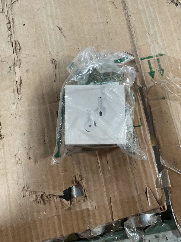 Photo 1 of ***FOR PARTS ONLY/ NON-FUNCTIONAL*** Apple AirPods 4 Wireless Earbuds, Bluetooth Headphones, with Active Noise Cancellation, Adaptive, Transparency Mode, Personalized Spatial Audio, USB-C Charging Case, Wireless Charging, H2 Chip