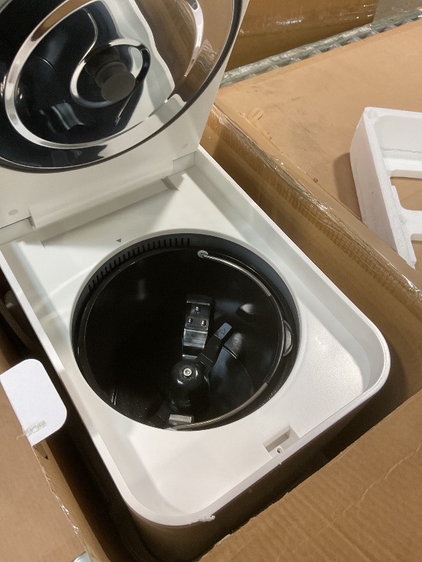 Photo 1 of **FOR PARTS ONLY/ CHARCOAL COVER DAMAGED / NON-FUNCTIONAL** 3L Electric Composter for Kitchen, Smart Compost Bin, Odorless|Low Noise|Auto-Cleaning|Fast 4-6H Food Waste to Fertilizer Conversion for Outdoor Use