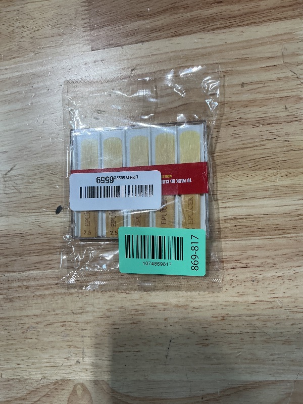 Photo 1 of 10 Pack Bb Clarinet Reeds 2.5 Strength for Beginner and Player (Strength 2.5)