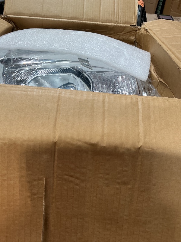 Photo 1 of ***RECOMENDED FOR PARTS/ DAMAGED*** Headlight Assembly with LED DRL Compatible with GMC Sierra 2014-2018 1500 | 2015-2019 2500HD/3500HD Base/Denali/SLE/SLT, Headlamp Replacement with LED DRL, with Bulbs, Chrome Housing White Reflector