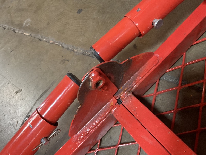 Photo 1 of ** missing one center bolt **LEADALLWAY Scaffolding Platform