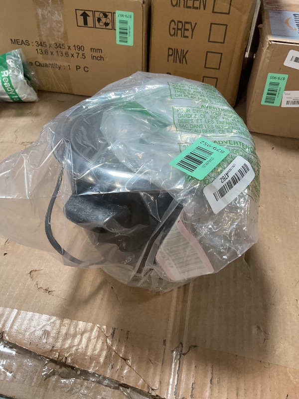 Photo 1 of ***FOR PARTS HAS DAMAGED LEG*** Elite Gourmet ERC006SS 6-Cup Electric Rice Cooker with Stainless Steel Inner Pot, Makes Soups, Stews, Porridges, Grains and Cereals, 6 cup (3 cups uncooked), Black