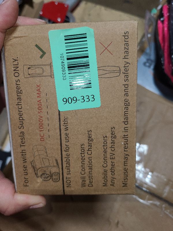 Photo 1 of 2025 Upgraded Tesla Supercharger Adapter?NACS to CCS Adapter?Tesla Charger Adapter?Max 500A/1000V 250 kW?Fit for Rivian,Ford,Mustang,GM EVs,Volvo,Polestar