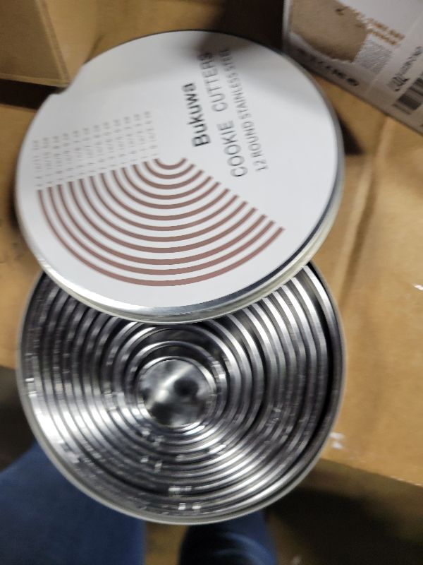 Photo 1 of 12 Pieces Round Cookie Biscuit Cutter Set,Graduated Circle Pastry Cutters,18/8 Stainless Steel Cookie Cutters and Donut Cutter Ring Molds