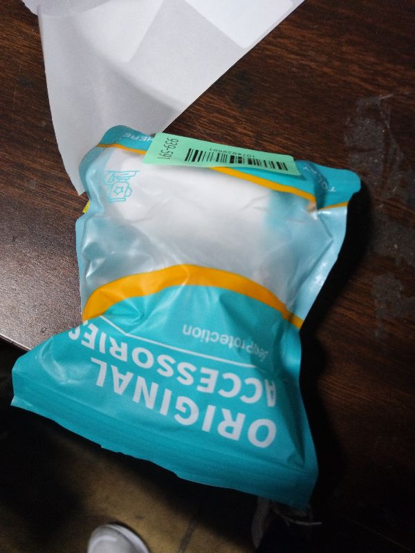 Photo 1 of [Secure Lock] Clear Case for JBL Tune Flex Case Cover Compatible with JBL Tune Flex True Wireless Noise Cancelling Earbuds Anti-Scratch Protective Cover with Keychain (Clear)