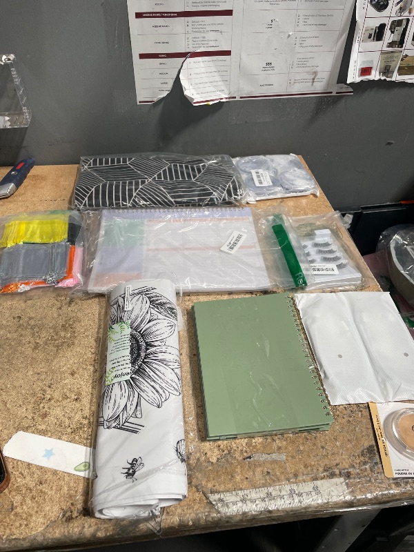 Photo 1 of 10 assorted misc items