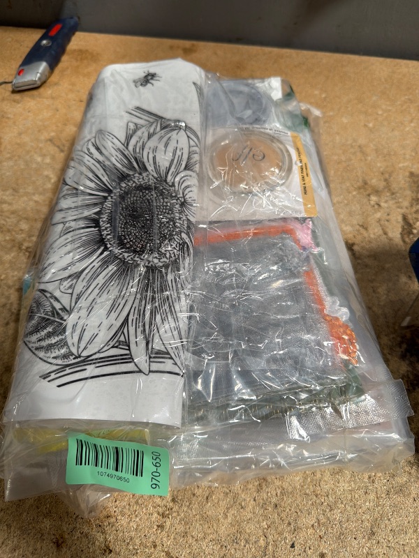 Photo 1 of 10 assorted misc items