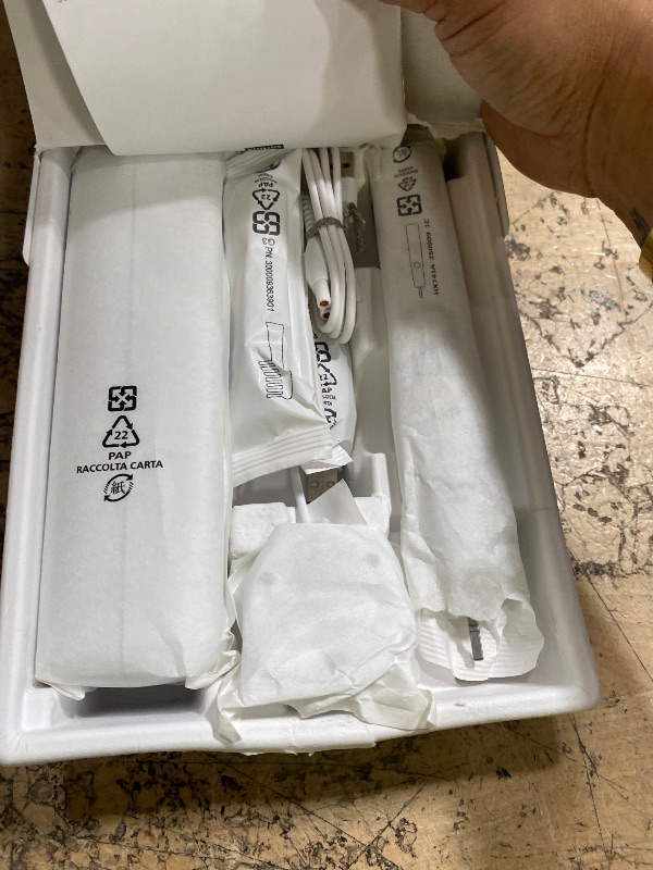 Photo 1 of **Not charging** Philips Sonicare 6700 Series Electric Toothbrush, Pressure Sensor, 9 Brushing Settings, SmarTimer, BrushPacer, 21-Day Runtime, Travel Case, for Gum Health & Sensitive Teeth, White, HX7410/07