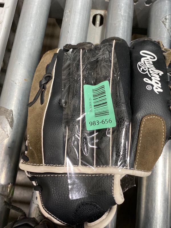 Photo 1 of (used minor damages* left hand) Rawlings baseball glove